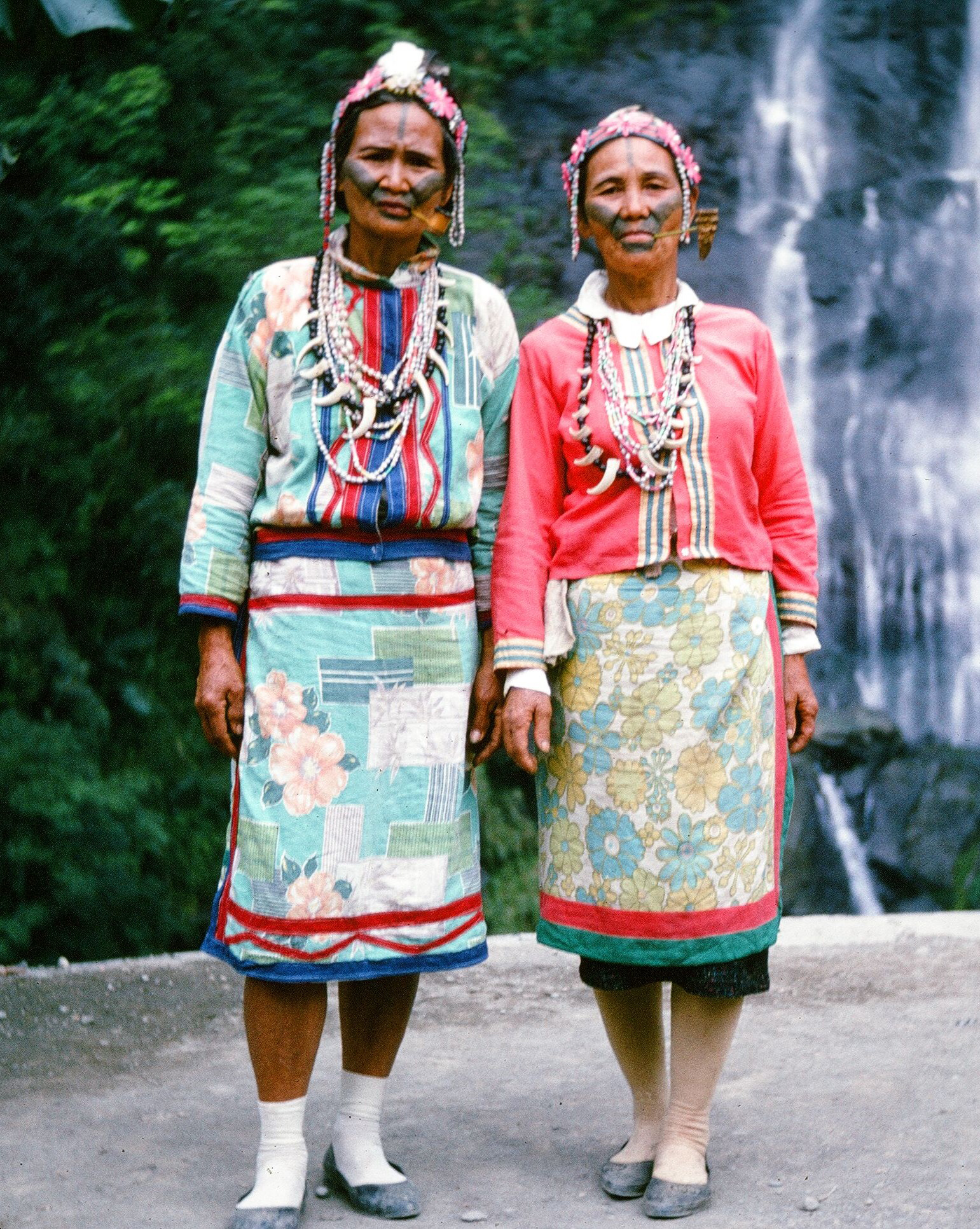 Indigenous women in Taiwan.